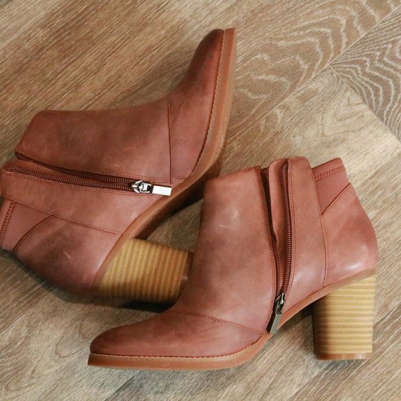 Softwalk Kora Booties - Picture 3 of 8